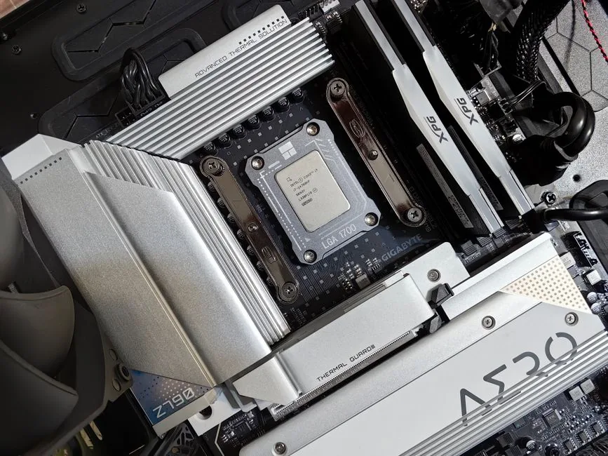 ryzen 7 9800x3d vs 7800x3d