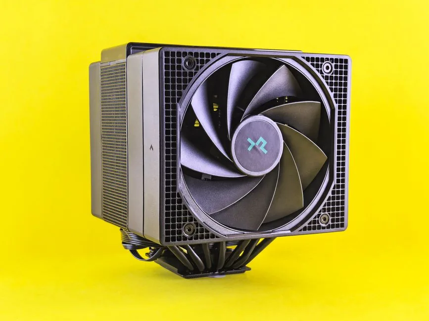 Fanless PC heat sink close up