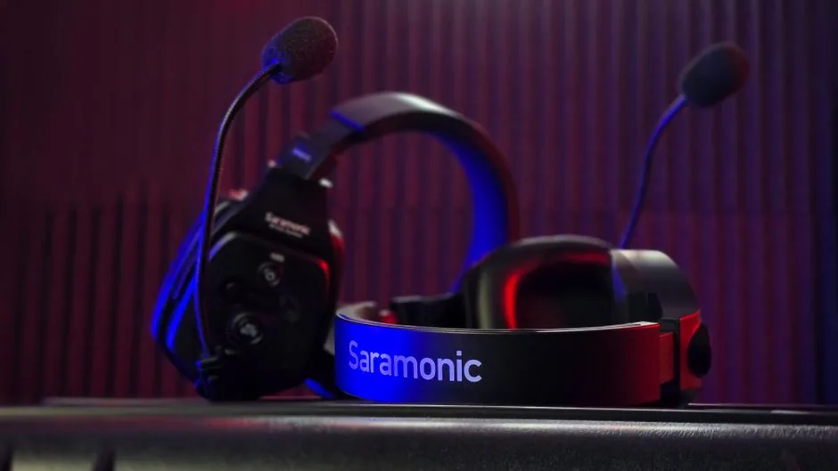 broadcast-style USB microphone ideal for gaming and streaming
