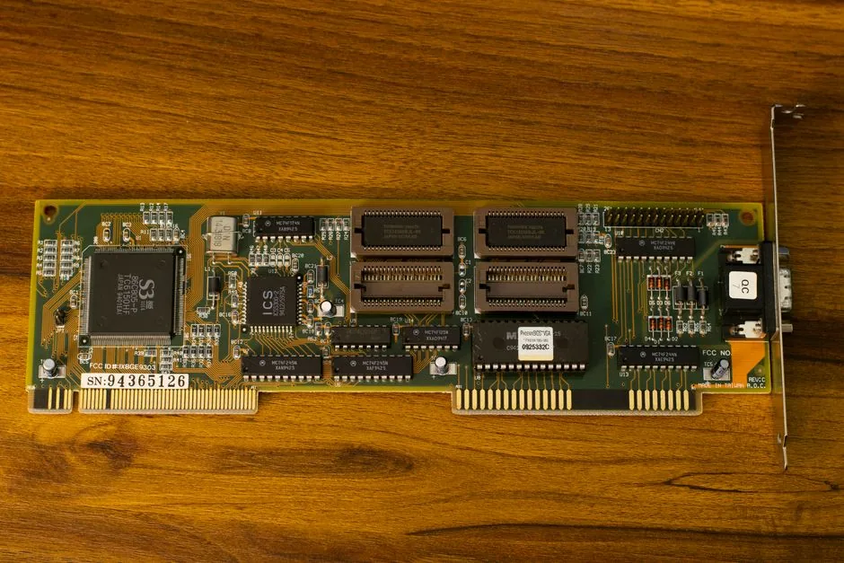 RTX 5080 vs 4090 performance graphics card and memory modules