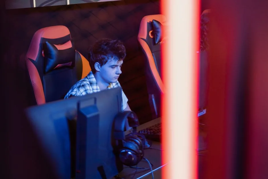 A cost-effective gaming setup with a monitor, keyboard, and mouse