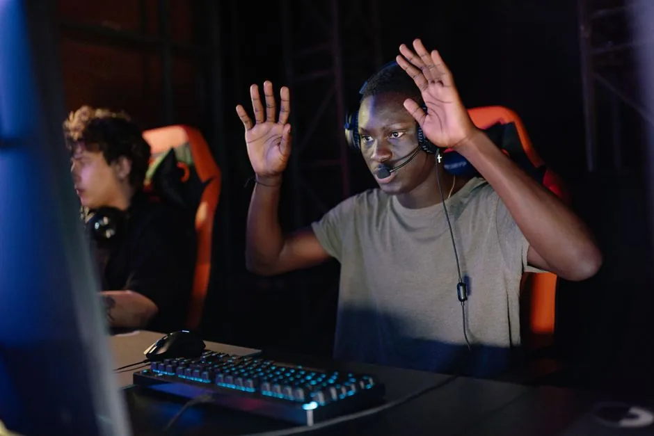 Dual high-refresh-rate gaming monitors on a pro player desk