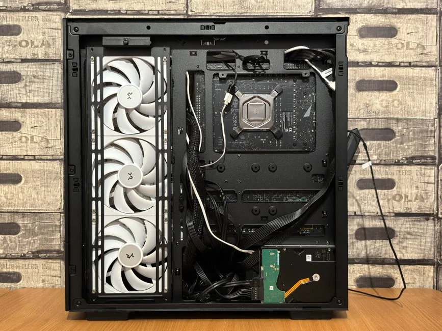 how much would a good gaming pc cost motherboard closeup